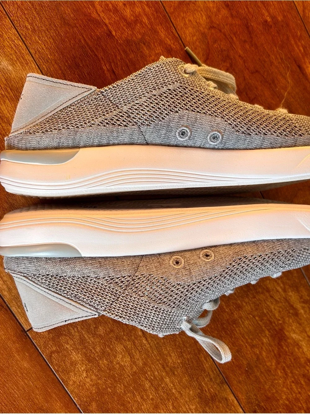 Reef Swellsole Neptune Knit Sneakers Gray Men’s Size 9